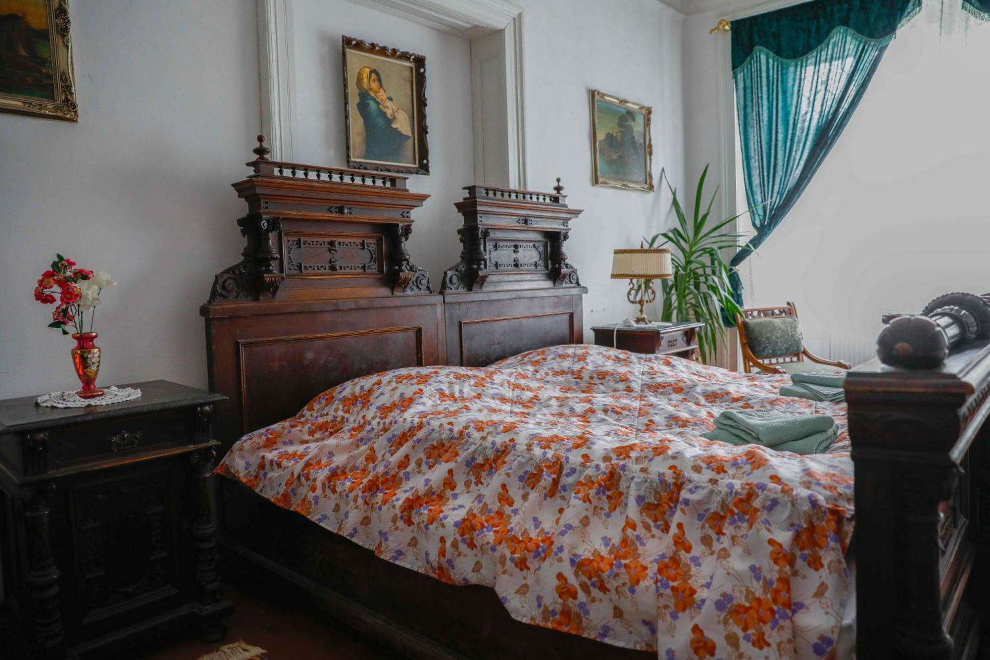 Zamek Usobi Apartamento Exterior foto